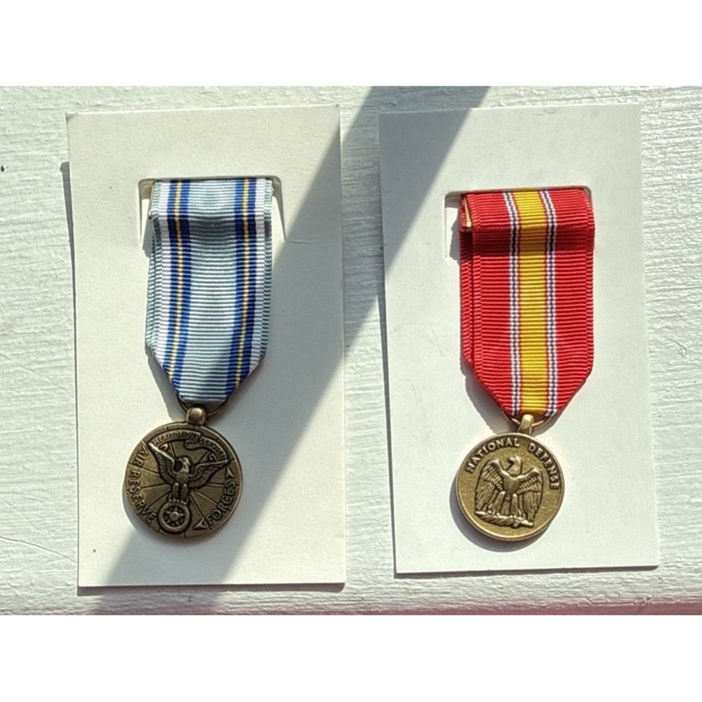 Military Armed Forces Reserve Medal and National Defense Medal (Miniature) NEW